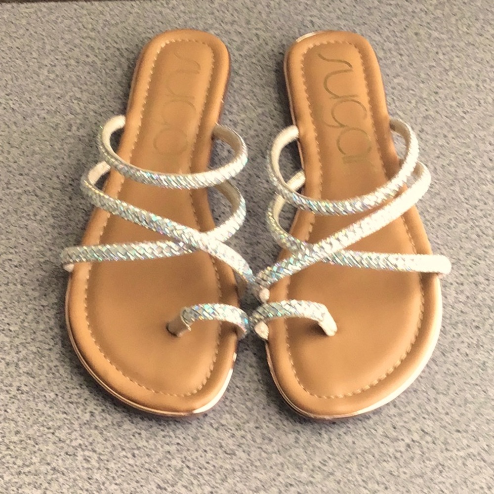Toe-Ring Sandals